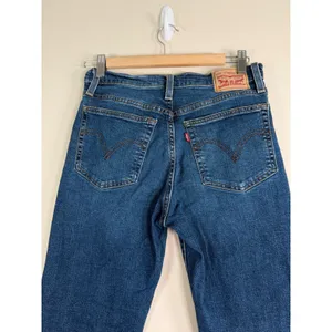 Levis‎ Wedgie Straight High Rise Blue Jeans 34964-0207 Size 29x28 thumbnail 5