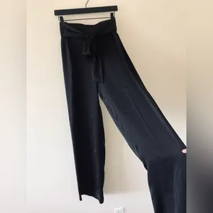 Express Satin High Rise Wide Leg Pant Ruffle Crop Tank Set, NWT, Medium, Black thumbnail 16