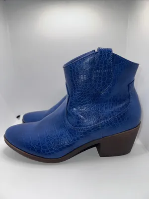 True Craft Winnie Western Ankle Boots Blue Croc Print Women’s 8 Boho thumbnail 2