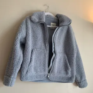 NWOT Abercrombie & Fitch Sherpa Jacket Coat Hoodless Outerwear Blue Women XS thumbnail 1