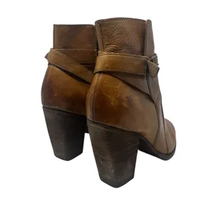 Frye Patty‎ Riding Bootie Brown Leather Harness Ankle Boots Heel Womens 7.5M thumbnail 9