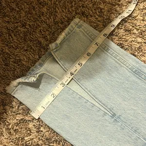 Abercrombie & Fitch The ‘90s Straight Ultra High Rise Jeans thumbnail 7