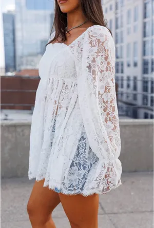Lane 201 Daydreamer Lace Top thumbnail 4