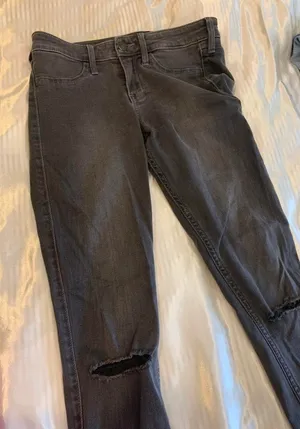 Hollister Black Ripped Jeans thumbnail 2