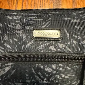 Baggallini Crossbody Everyplace Bag NWT Black Floral School College Travel thumbnail 2