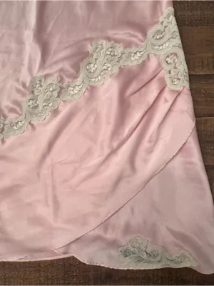 Vintage VS Lace Satin Chemise Slip thumbnail 2