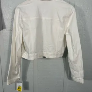 DKNY Women's Denim Cropped Button Up Jacket Size Small NWT thumbnail 9