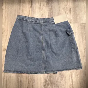 Araminta James Denim Jeans‎ Merci Mini Wrap Y2K Skirt Blue Normcore thumbnail 2