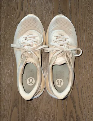 Lululemon tennis shoes thumbnail 2