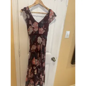 Abercrombie Womens Floral Maxi Dress Size XXS Tall Burgundy Lace thumbnail 3