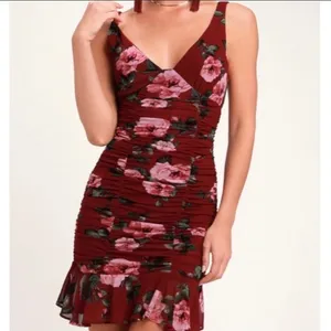 Lulus Amore To See Burgundy Floral Ruched Dress Size M NWT‎ thumbnail 2