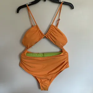 Women's One‎ Piece Orange Swimsuit Open Abdomen Area Size XL thumbnail 2