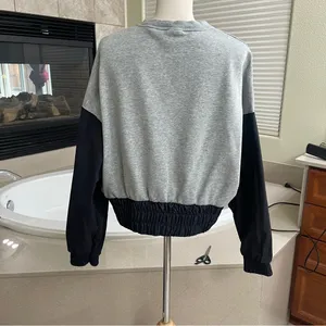 Nike Womens Sweatshirt Sz XS Gray Black Pullover Crew Neck Workout‎ Activewear thumbnail 7