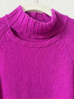 Equipment 100% Cashmere Mock Neck Sweater Pink Size Small Luxury Colorful Cutout thumbnail 3