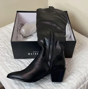 4th&Reckless Boots Size 8 thumbnail 4