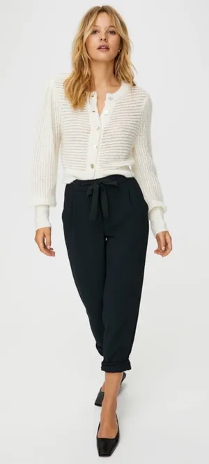 Wilfred • Aritzia Allant Pant black cropped slouchy dress trouser thumbnail 1