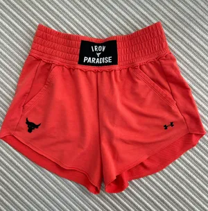 Under Armour Shorts thumbnail 1