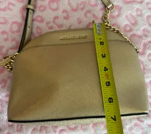 Michael Kors Emmy Saffiano Gold Women's Crossbody Bags thumbnail 8