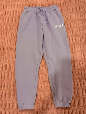 white fox sweatpants Size M thumbnail 1