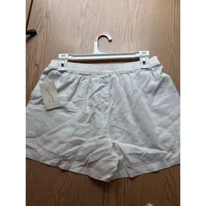 Universal Threads New Women’s Shorts Linen Rayon Elastic Waistband White Small thumbnail 3
