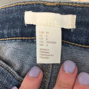 H&M Denim Shorts thumbnail 4