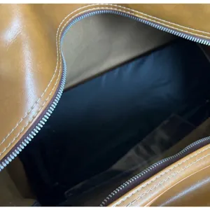 Vintage Peter Hantz Caramel Brown Faux Leather Travel Bag Shoulder Duffle thumbnail 11