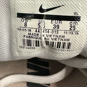 Nike Women's Zoom Winflo 5 - White with Pink and Yellow Accents thumbnail 4