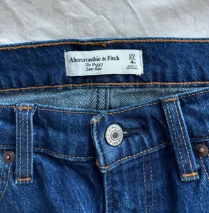 Abercrombie Baggy Low Rise Jeans thumbnail 3