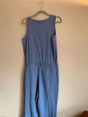 Athleta Sleeveless V-Neck Jumpsuit in Slate Blue Athletic Women Size 10 thumbnail 4