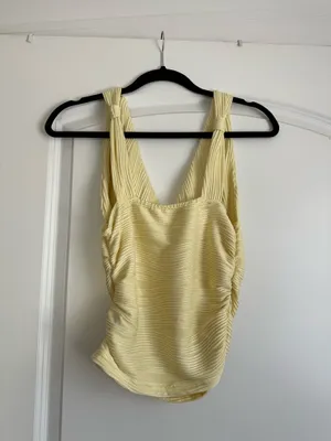 Yellow Tank w/Texture Size L thumbnail 2