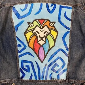 American Eagle Outfitters Denim Oversized Jacket Hand Painted Lion Size S thumbnail 3