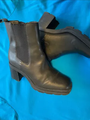 Crown Vintage Black Leather Square-Toe Combat Boots thumbnail 7