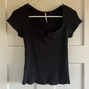 Free People Black Ribbed Short Sleeve Top thumbnail 1