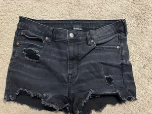 Shorts thumbnail 1