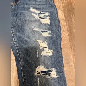 American Eagle Jeans thumbnail 2