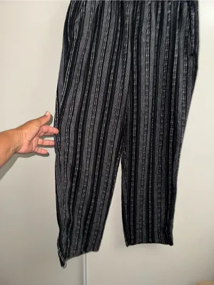 Briggs New York Black and Gray Vertical Stripe Joggers thumbnail 2