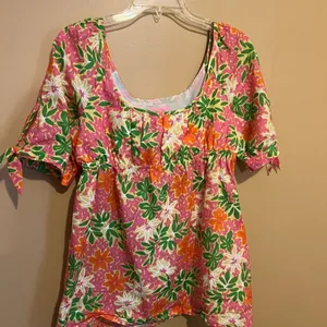 Lilly Pulitzer Floral Print Babydoll Short Sleeve‎ Top - size 8 thumbnail 4