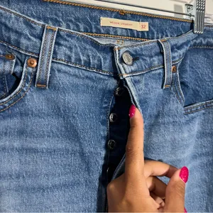 Levi's Wedgie Straight Premium Jeans Button‎ Fly Size 32 Minimalist Streetwear thumbnail 10