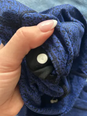 Lululemon Leggings size 4 thumbnail 4