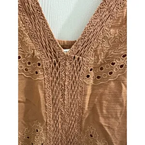 NWT American Eagle Eyelet Floral Boho Tiered Ruffle Sleeveless Top Tan XS/S New. thumbnail 4