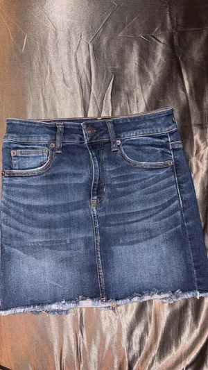 American eagle Jean skirt thumbnail 2
