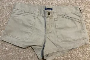 Abercrombie & Fitch Low Rise Khaki Shorts thumbnail 1