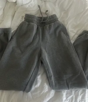 Wild Fable grey sweatpants thumbnail 1