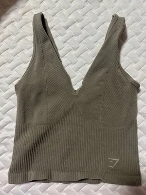 Gymshark Tank Crop thumbnail 2