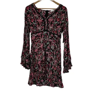 NWT C'isa Floral Print Mini Dress Black Boho Bell Sleeve Crochet Trim Size S thumbnail 2