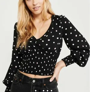 NWT Abercrombie Smocked Waist Polka Dot Blouse sz. S thumbnail 1