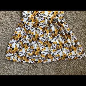 Forever 21 sunflower Floral dress Sz M thumbnail 3