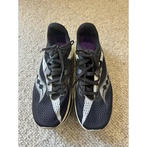 Saucony Women'S Endorphin‎ Speed Size 8 In Black And White thumbnail 2