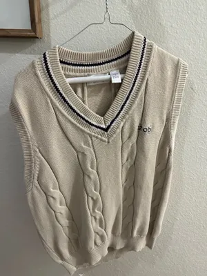 IZOD Sweater thumbnail 1