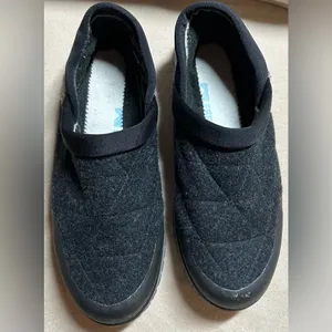L.L Bean Size 9 Ultralight Primaloft Wool Black Gray Loafers (NO INSOLES) thumbnail 4